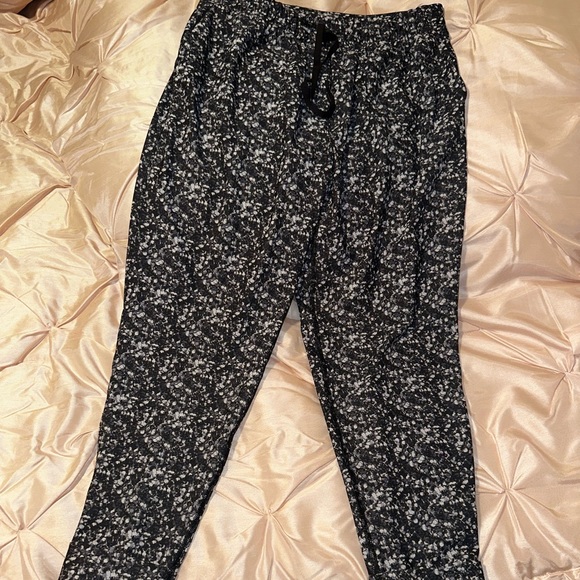 Lululemon Shimmy Shimmer Jet Pants Size 12 ish - Picture 3 of 11